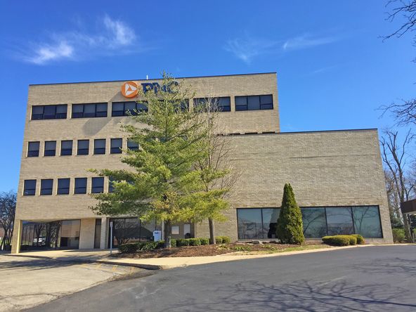 PNC BANK BUILDING: 1100 W Glen Ave, Peoria, IL 61614